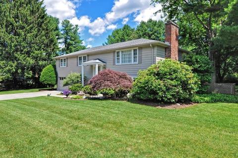 36 Berkeley Rd, Framingham, MA 01701 photo 1