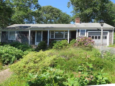 2 Paddock Dr, Harwich, MA 02645 photo 1