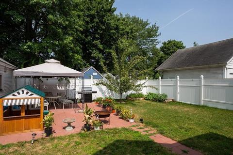 155 Eddy St, Springfield, MA 01104 photo 37