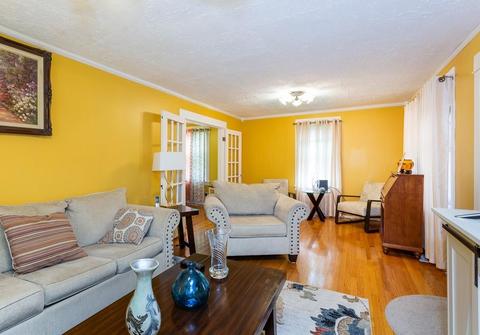 155 Eddy St, Springfield, MA 01104 photo 4