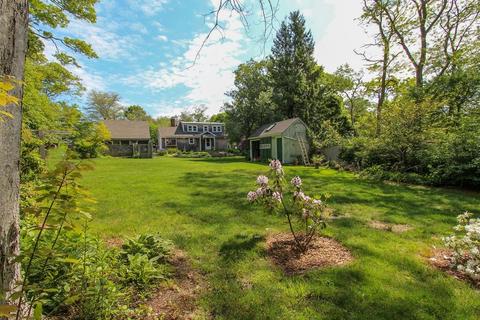 84 Main St, Mashpee, MA 02649 photo 3