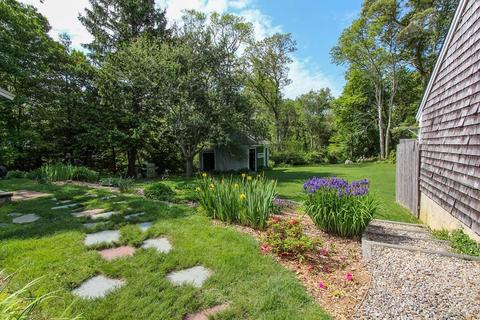 84 Main St, Mashpee, MA 02649 photo 5
