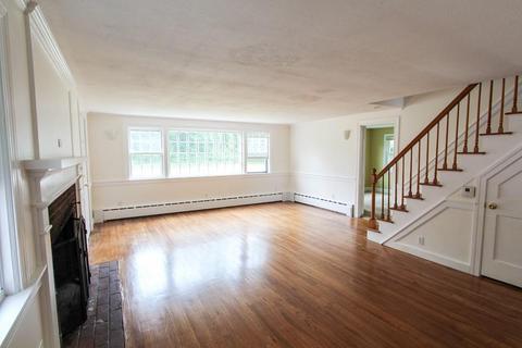 84 Main St, Mashpee, MA 02649 photo 10
