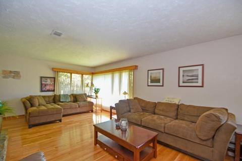 1111 Whittemore St, Leicester, MA 01524 photo 4