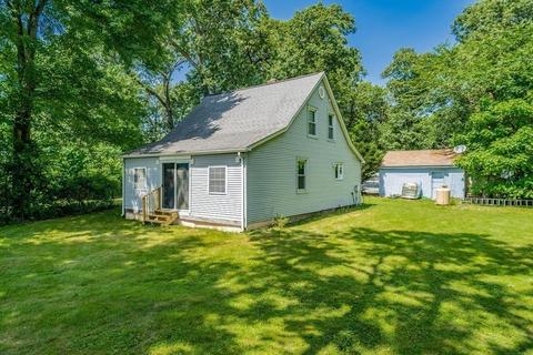 27 Glenmore St, Springfield, MA 01129 photo 2