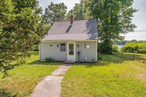27 Glenmore St, Springfield, MA 01129 photo 3