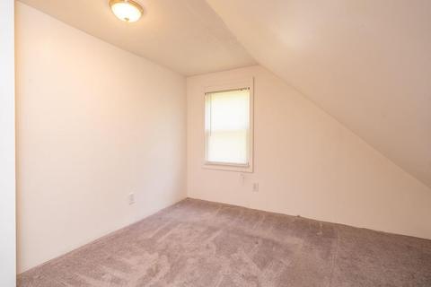 27 Glenmore St, Springfield, MA 01129 photo 16