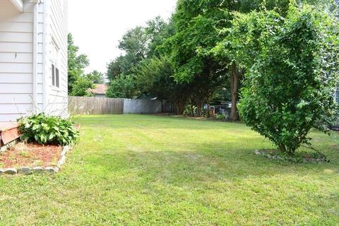 65 Beverly Ln, Springfield, MA 01151 photo 17