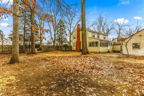 146 Draper St, Springfield, MA 01108 photo 4