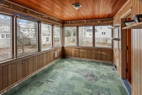 146 Draper St, Springfield, MA 01108 photo 12