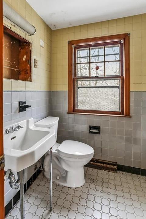 146 Draper St, Springfield, MA 01108 photo 15
