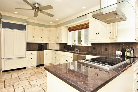 46 Wildwood Dr, Needham, MA 02492 photo 22