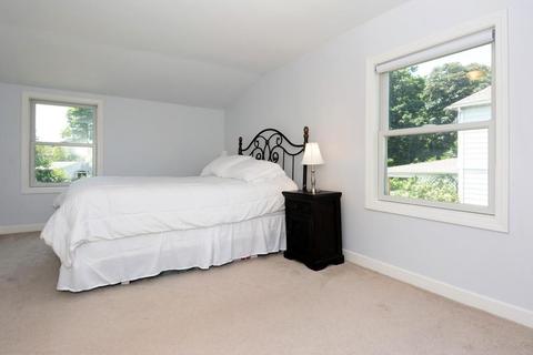 14 Clark St, Danvers, MA 01923 photo 17