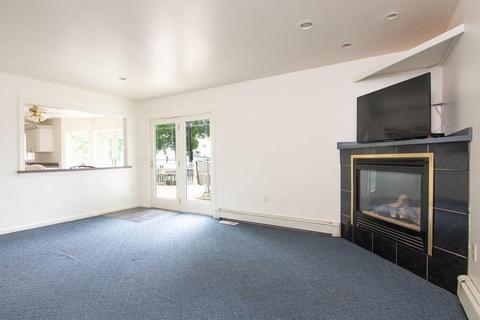 31 Harding Ter, Dedham, MA 02026 photo 4