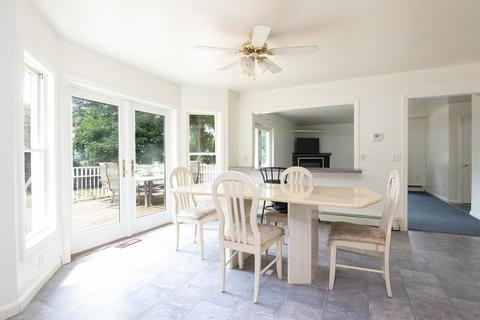 31 Harding Ter, Dedham, MA 02026 photo 5