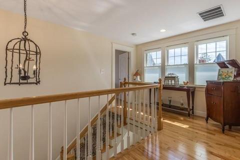 28 Lothrop St, Beverly, MA 01915 photo 31