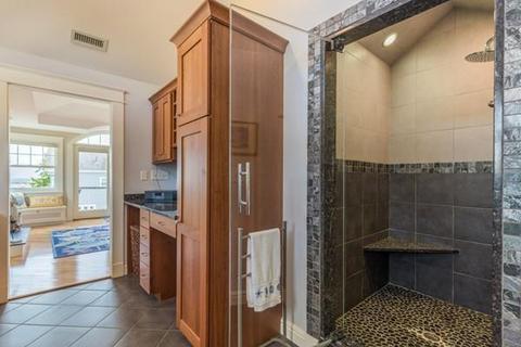 28 Lothrop St, Beverly, MA 01915 photo 25