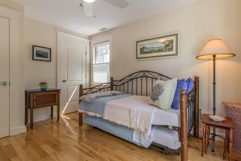 28 Lothrop St, Beverly, MA 01915 photo 29