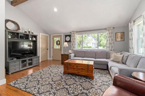 83 Elm St, Upton, MA 01568 photo 11