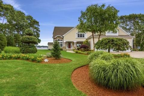 12 Widows Cove Ln, Wareham, MA 02571 photo 2