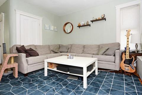 16 Dane St, Beverly, MA 01915 photo 24