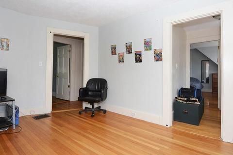 16 Dane St, Beverly, MA 01915 photo 18