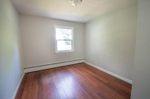 77 Primrose St, Springfield, MA 01151 photo 8