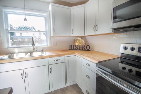 77 Primrose St, Springfield, MA 01151 photo 6