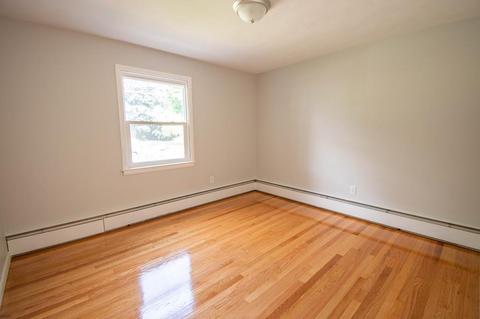 77 Primrose St, Springfield, MA 01151 photo 9