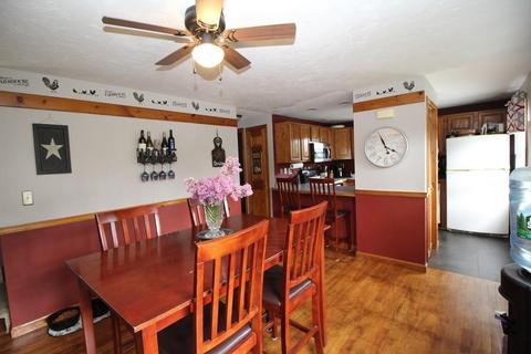 35 Brookside Dr, Gardner, MA 01440 photo 6