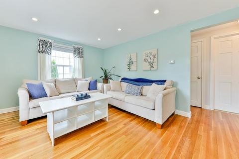 120 Crane St, Dedham, MA 02026 photo 2