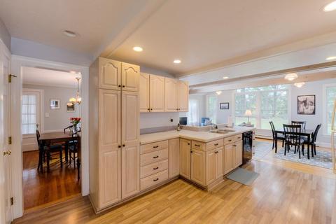 35 Longfellow Rd, Worcester, MA 01602 photo 25