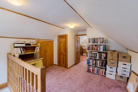 35 Longfellow Rd, Worcester, MA 01602 photo 36
