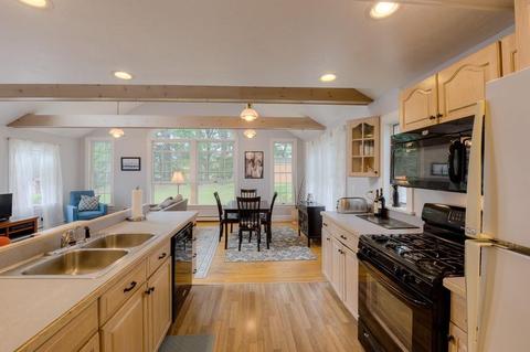 35 Longfellow Rd, Worcester, MA 01602 photo 17