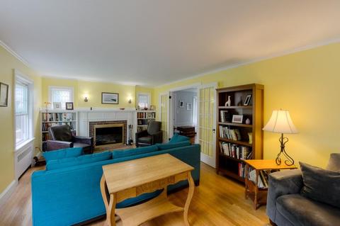 35 Longfellow Rd, Worcester, MA 01602 photo 4
