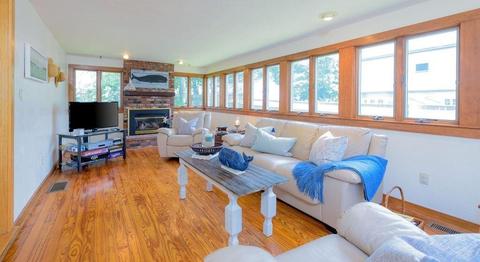 9 Stone Ave, Buzzards Bay, MA 02532 photo 8