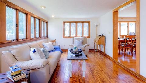9 Stone Ave, Buzzards Bay, MA 02532 photo 9