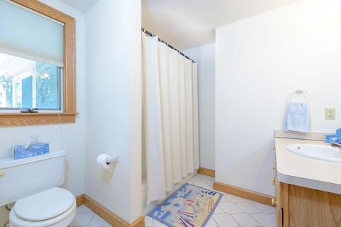 9 Stone Ave, Buzzards Bay, MA 02532 photo 19