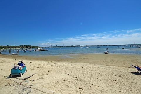 9 Stone Ave, Buzzards Bay, MA 02532 photo 4