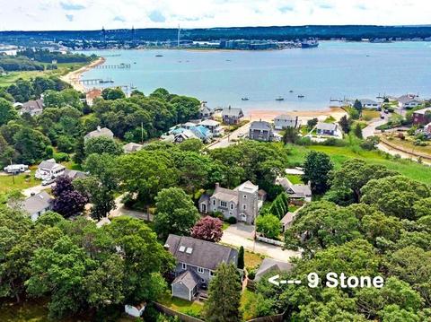 9 Stone Ave, Buzzards Bay, MA 02532 photo 2