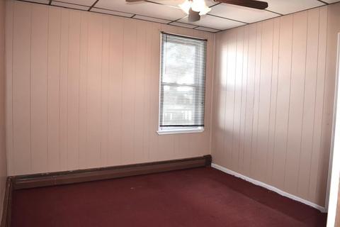 518 Palmer St, Fall River, MA 02721 photo 13