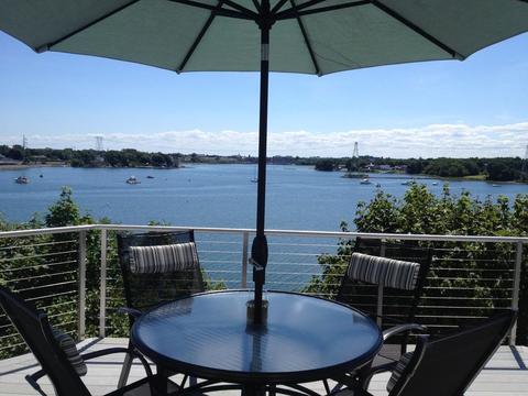 24 Cliff St, Beverly, MA 01915 photo 3