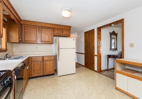 5 Rosella St, Springfield, MA 01118 photo 10