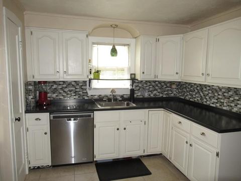 227 Prentice St, Springfield, MA 01104 photo 2