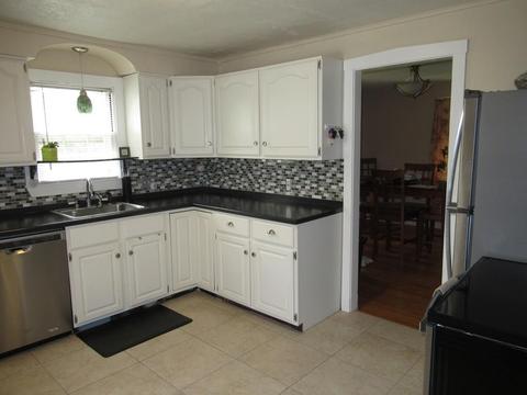 227 Prentice St, Springfield, MA 01104 photo 4