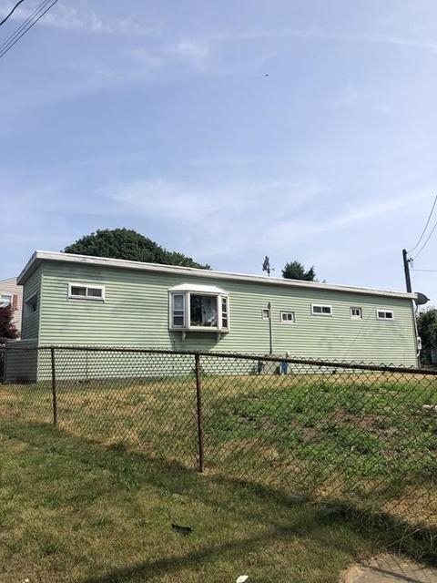199 King Philip St, Fall River, MA 02724 photo 4
