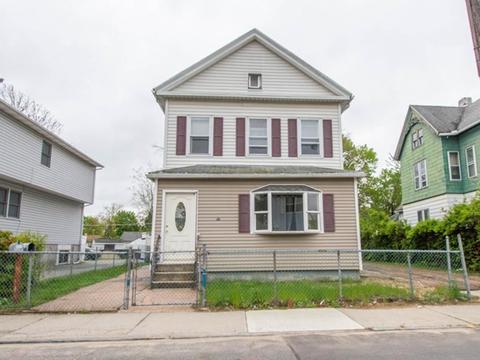 97 Tyler St, Springfield, MA 01109 photo 1