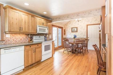 400 Britton St, Raynham, MA 02767 photo 3