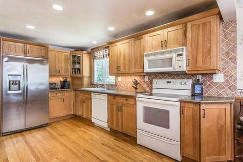 400 Britton St, Raynham, MA 02767 photo 5