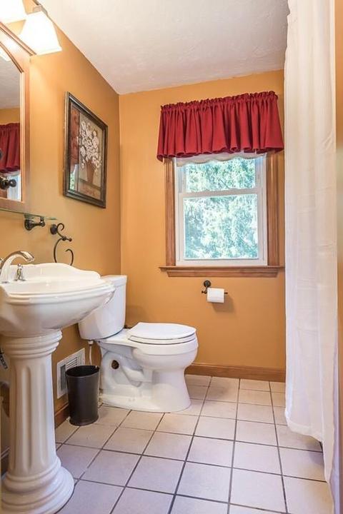 400 Britton St, Raynham, MA 02767 photo 8